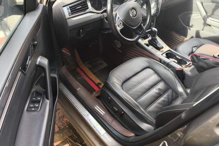 Used Volkswagen Passat 2016 280TSI DSG Prestige Edition Driver Seat
