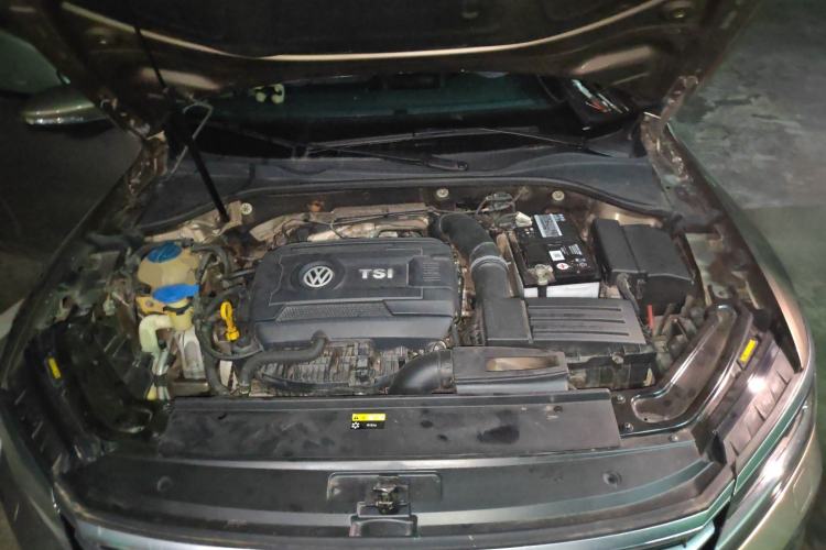Used Volkswagen Passat 2016 330TSI DSG Prestige Edition Engine Bay