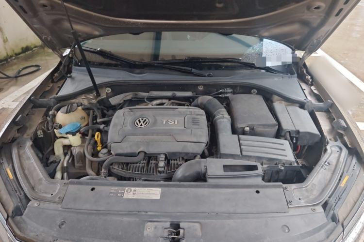 Used Volkswagen Passat 2016 330TSI DSG Luxury Edition Engine Bay
