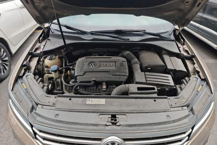 Used Volkswagen Passat 2016 330TSI DSG Prestige Edition Engine Bay