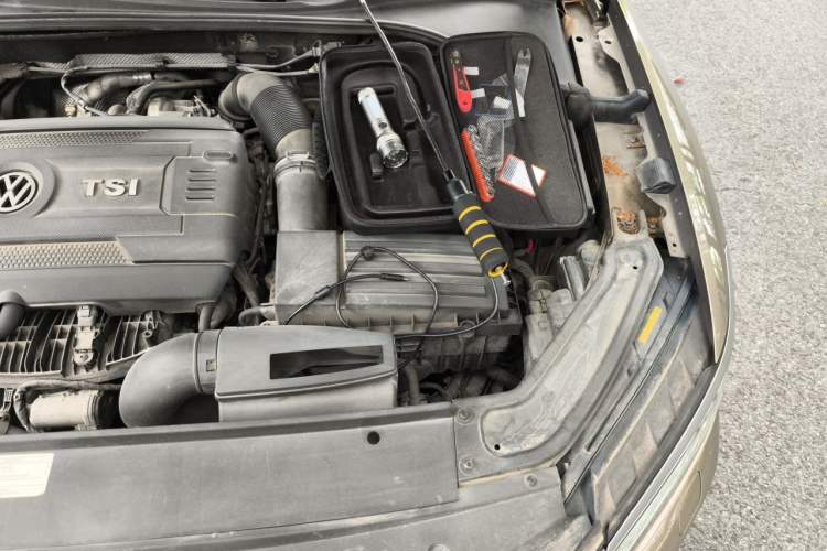 Used Volkswagen Passat 2016 330TSI DSG Prestige Edition Engine Bay Left