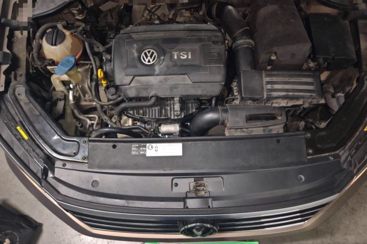 Used Volkswagen Passat 2016 330TSI DSG Luxury Edition Engine Bay