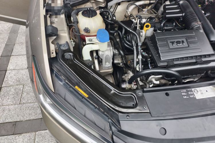 Used Volkswagen Passat 2016 280TSI DSG Prestige Edition Engine Bay Right