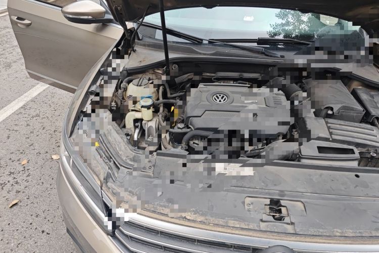 Used Volkswagen Passat 2016 330TSI DSG Luxury Edition Engine Bay Right