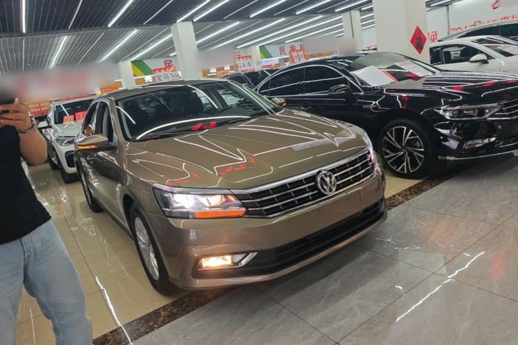 Used Volkswagen Passat 2016 330TSI DSG Luxury Edition Exterior 1