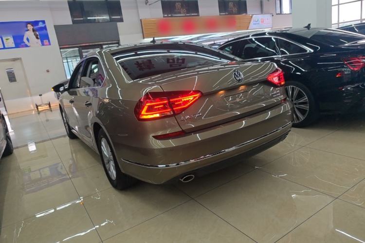 Used Volkswagen Passat 2016 330TSI DSG Luxury Edition Exterior 2