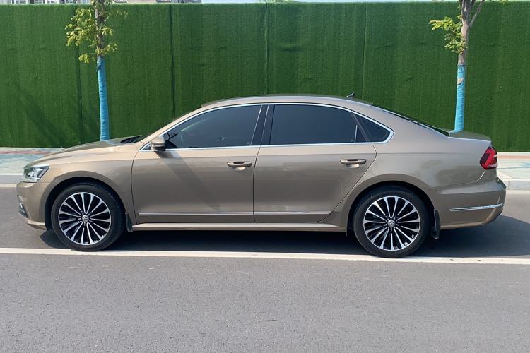 Used Volkswagen Passat 2016 330TSI DSG Prestige Edition Exterior 5