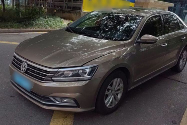 Used Volkswagen Passat 2016 330TSI DSG Luxury Edition Exterior 8