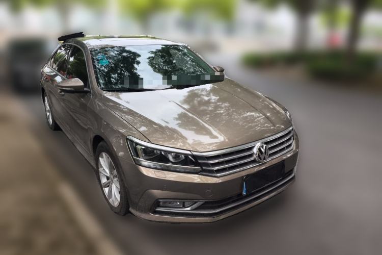 Used Volkswagen Passat 2016 330TSI DSG Prestige Edition Front Right 45 Deg