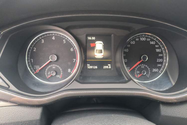 Used Volkswagen Passat 2016 330TSI DSG Prestige Edition Instrument Cluster