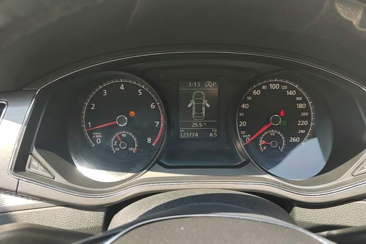 Used Volkswagen Passat 2016 280TSI DSG Prestige Edition Instrument Cluster