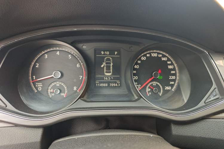 Used Volkswagen Passat 2016 330TSI DSG Luxury Edition Instrument Cluster