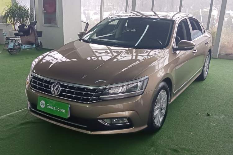 Used Volkswagen Passat 2016 330TSI DSG Luxury Edition Guazi used car, China used car export, Used car for sale, Used cars, Cheapest cars for sale