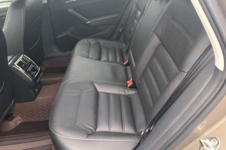 Used Volkswagen Passat 2016 330TSI DSG Prestige Edition Left Rear Seat
