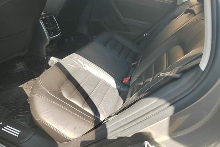 Used Volkswagen Passat 2016 280TSI DSG Prestige Edition Left Rear Seat