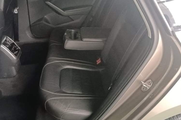 Used Volkswagen Passat 2016 330TSI DSG Luxury Edition Left Rear Seat