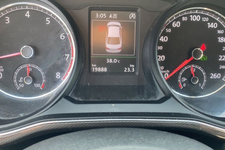 Used Volkswagen Passat 2016 330TSI DSG Prestige Edition Odometer Close Up