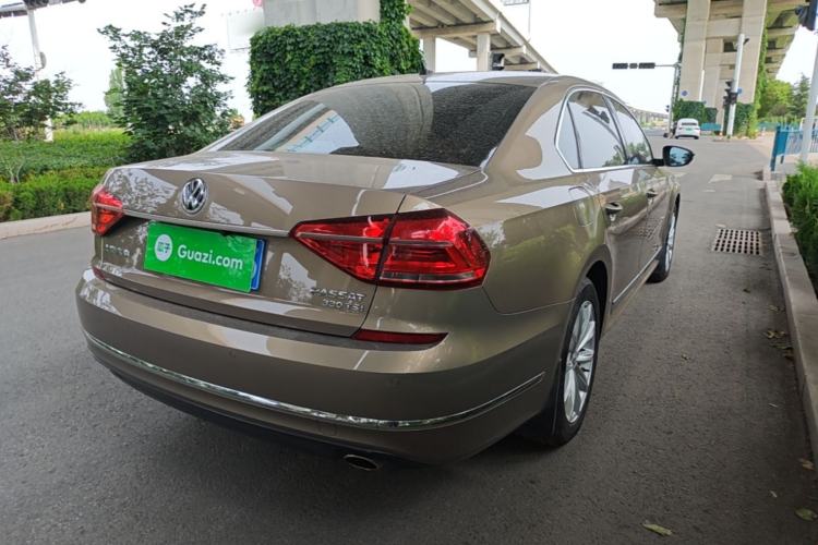 Used Volkswagen Passat 2016 330TSI DSG Luxury Edition Rear Right 45 Deg