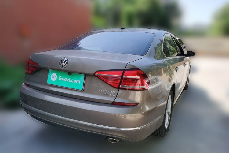 Used Volkswagen Passat 2016 330TSI DSG Luxury Edition Rear Right 45 Deg