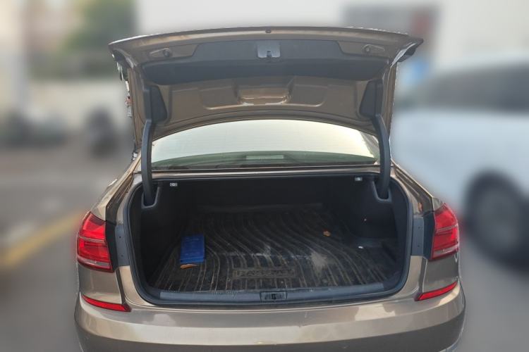 Used Volkswagen Passat 2016 330TSI DSG Prestige Edition Trunk