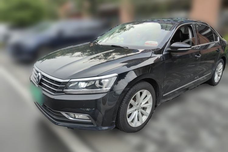 Used Volkswagen Passat 2017 280TSI DSG Luxury Edition Guazi used car, China used car export, Used car for sale, Used  cars, Cheapest cars for sale
