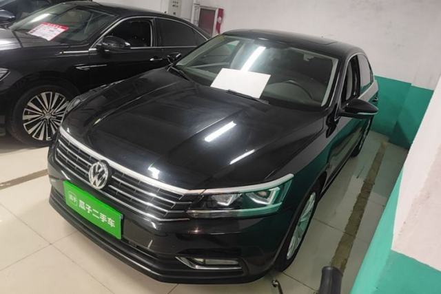 Ojetý Volkswagen Passat 2017 330TSI DSG Luxury Edition
