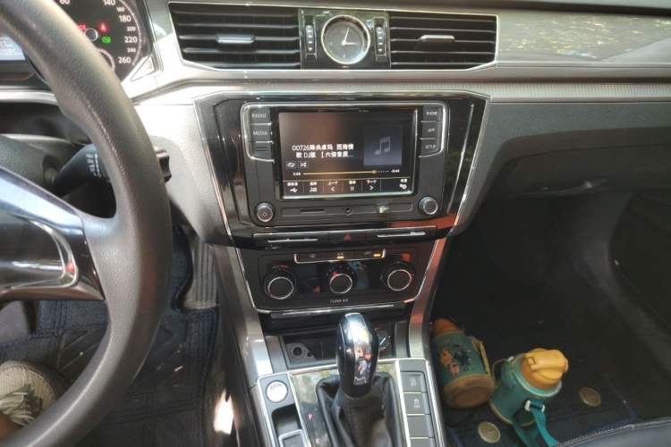 Used Volkswagen Passat 2017 1.8TSI DSG Government Procurement Version (CEA Engine) Audio And AC Panel