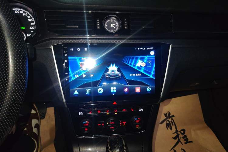 Used Volkswagen Passat 2017 330TSI DSG Prestige Edition Audio And AC Panel