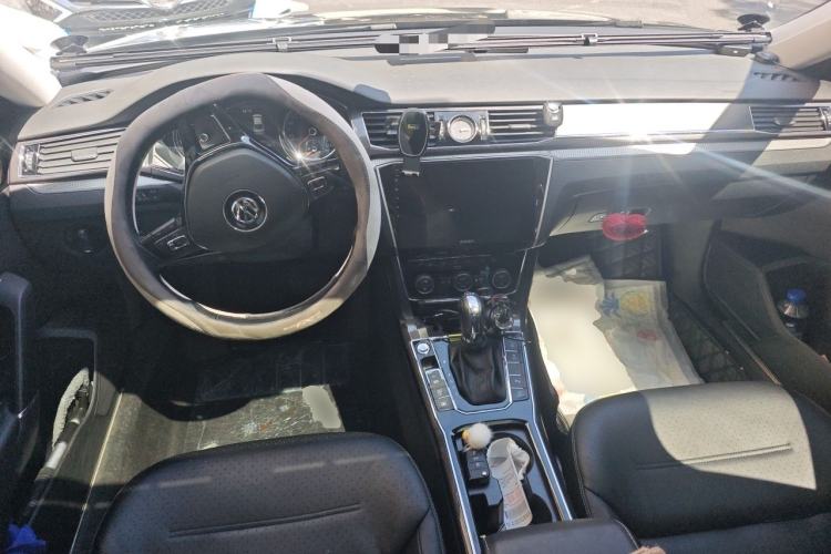 Used Volkswagen Passat 2017 330TSI DSG Prestige Edition Center Console
