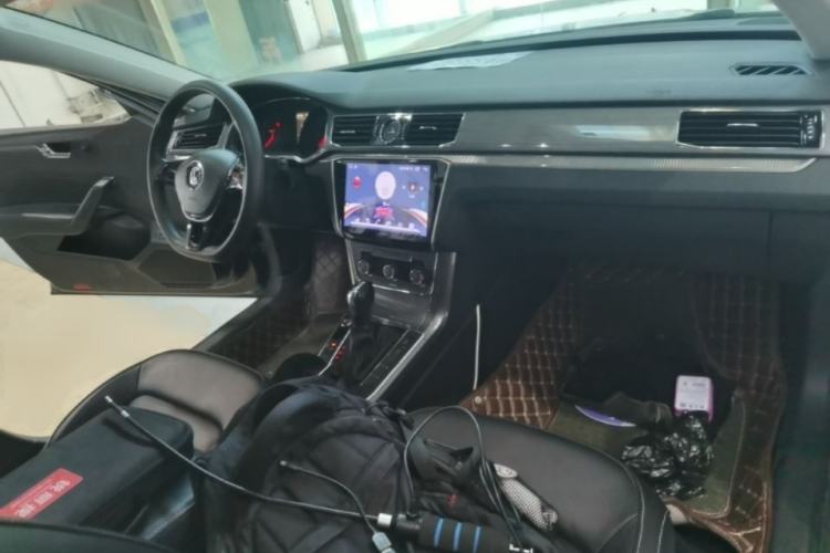 Used Volkswagen Passat 2017 1.8TSI DSG Government Procurement Version (CEA Engine) Center Console