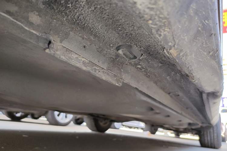 Used Volkswagen Passat  Chassis Front Left