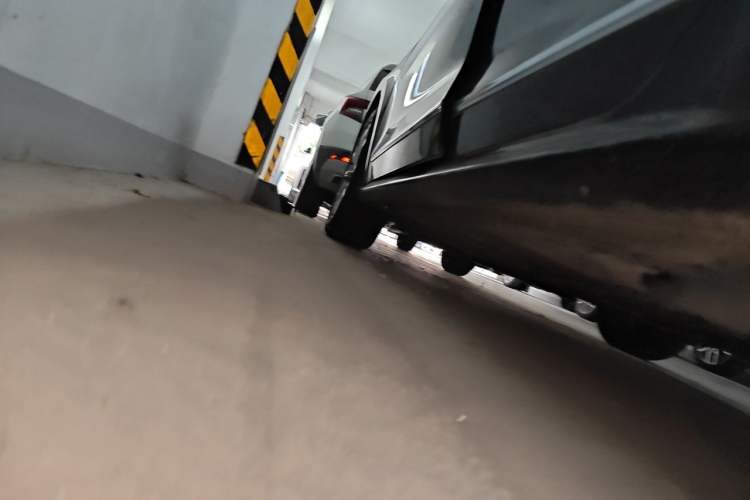 Used Volkswagen Passat 2017 330TSI DSG Luxury Edition Chassis Rear Left