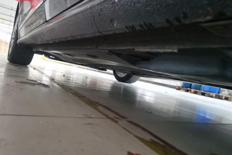 Used Volkswagen Passat 2017 330TSI DSG Luxury Edition Chassis Rear Left