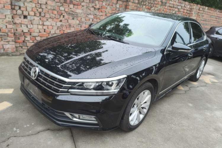 Used Volkswagen Passat 2017 330TSI DSG Luxury Edition Guazi used car, China used car export, Used car for sale, Used cars, Cheapest cars for sale