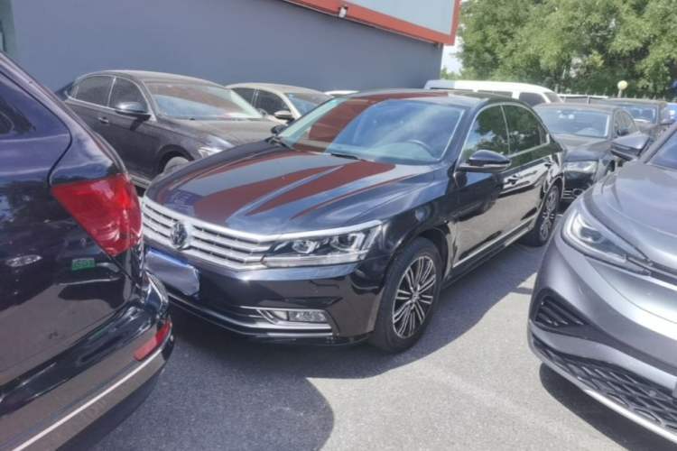 Used Volkswagen Passat 2017 380TSI DSG Prestige Edition Guazi used car, China used car export, Used car for sale, Used  cars, Cheapest cars for sale