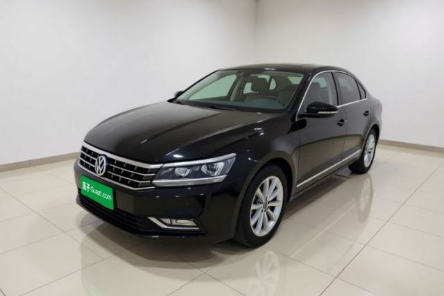 Ojetý Volkswagen Passat 2017 330TSI DSG Luxury Edition