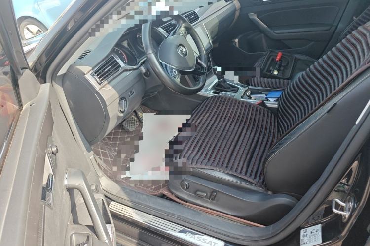 Used Volkswagen Passat 2017 330TSI DSG Luxury Edition Driver Seat