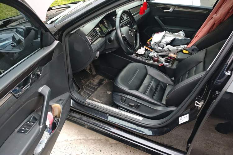 Used Volkswagen Passat 2017 330TSI DSG Prestige Edition Driver Seat