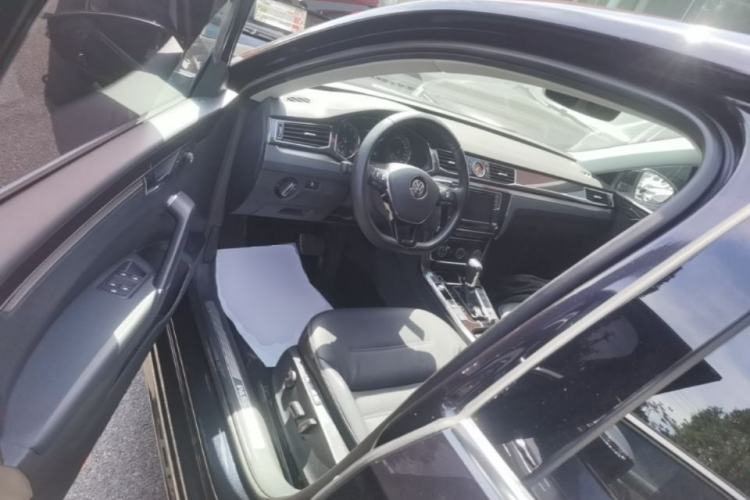 Used Volkswagen Passat 2017 380TSI DSG Prestige Edition Driver Seat
