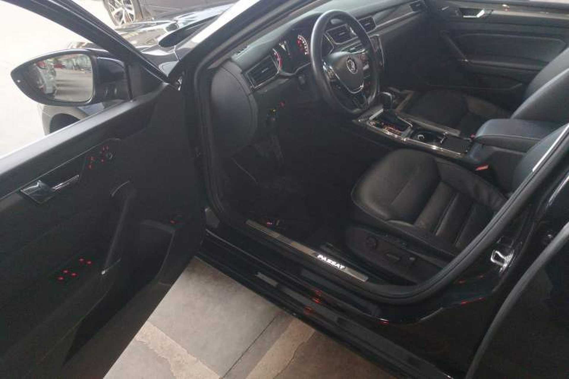 Used Volkswagen Passat 2017 330TSI DSG Prestige Edition Driver Seat