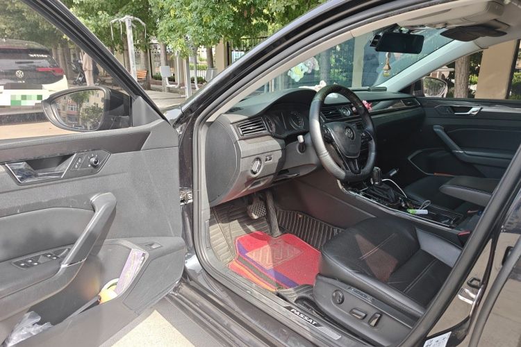 Used Volkswagen Passat 2017 330TSI DSG Prestige Edition Driver Seat