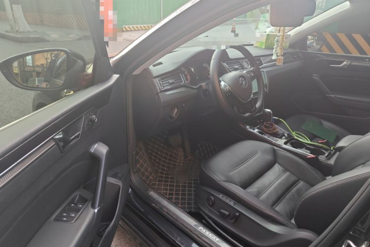Used Volkswagen Passat 2017 330TSI DSG Prestige Edition Driver Seat