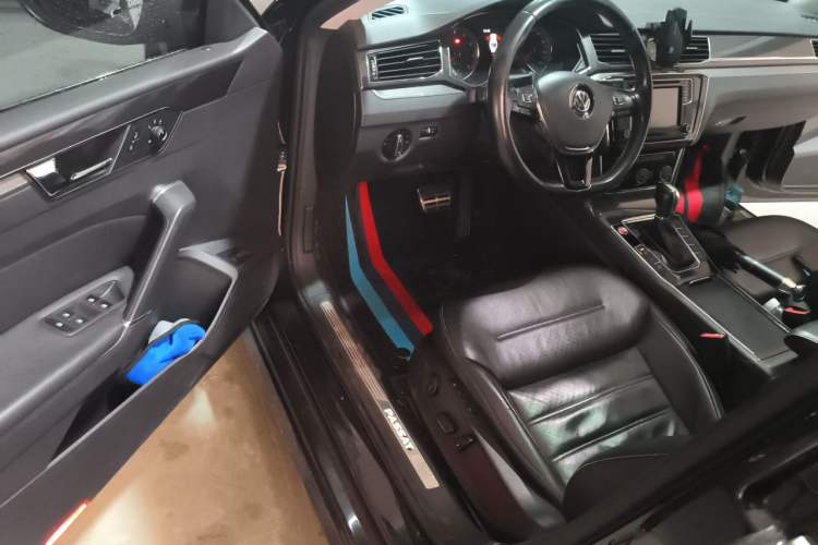 Used Volkswagen Passat 2017 330TSI DSG Prestige Edition Driver Seat