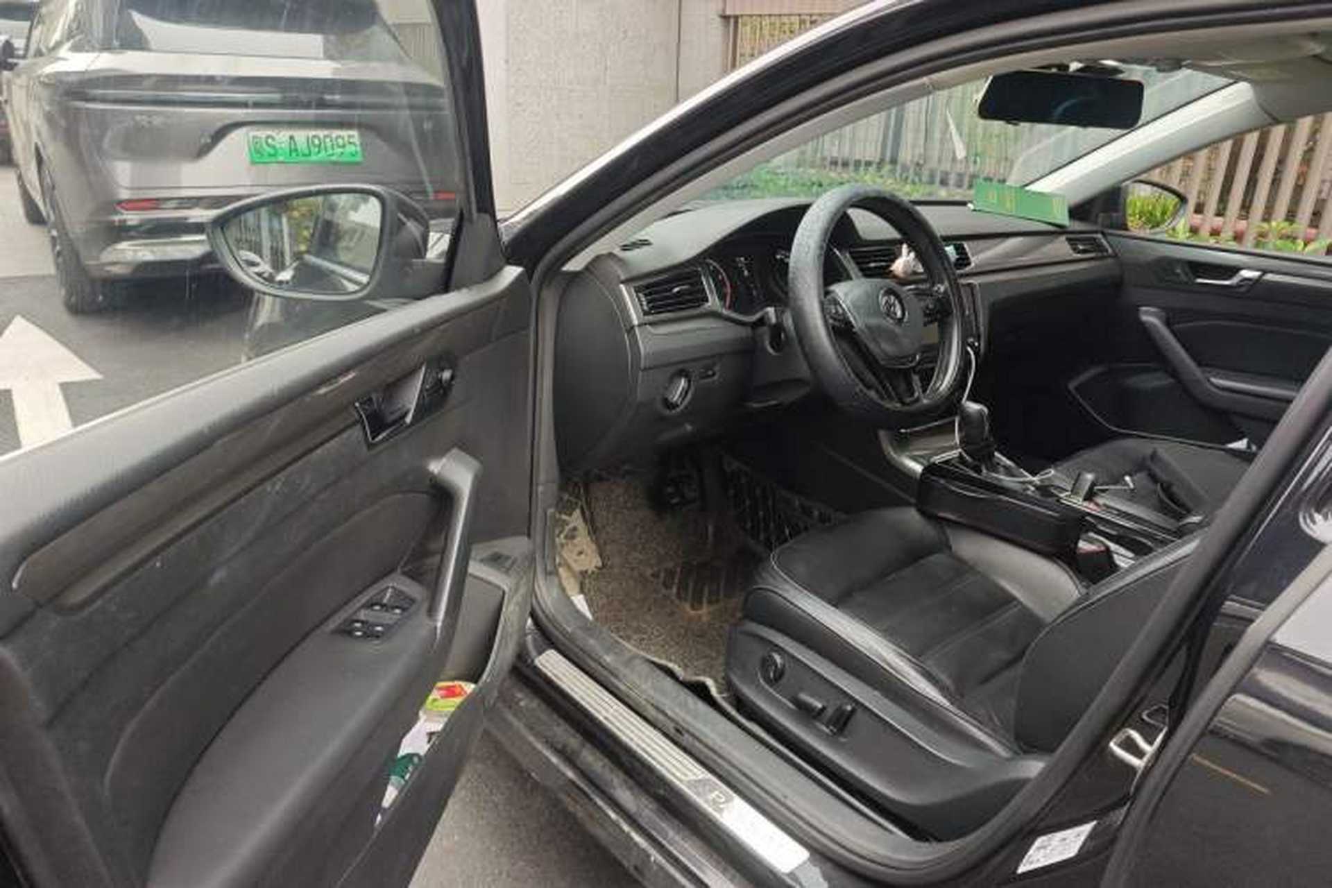 Used Volkswagen Passat 2017 280TSI DSG Luxury Edition Driver Seat