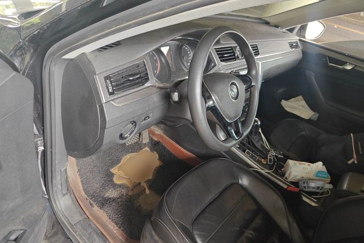 Used Volkswagen Passat 2017 280TSI DSG Luxury Edition Driver Seat