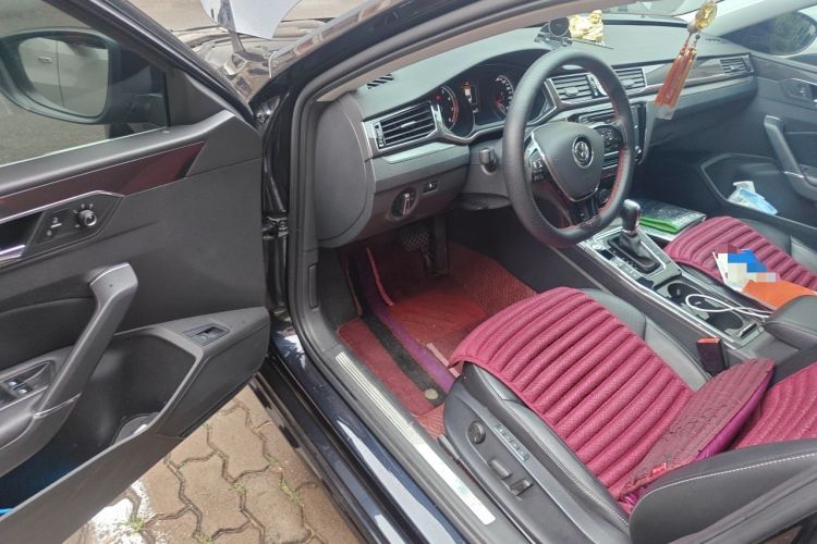 Used Volkswagen Passat 2017 330TSI DSG Prestige Edition Driver Seat