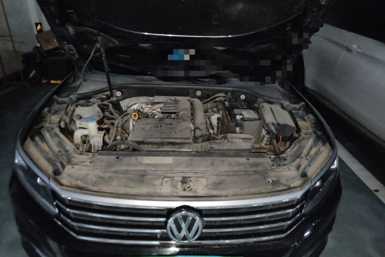 Used Volkswagen Passat 2017 280TSI DSG Luxury Edition Engine Bay