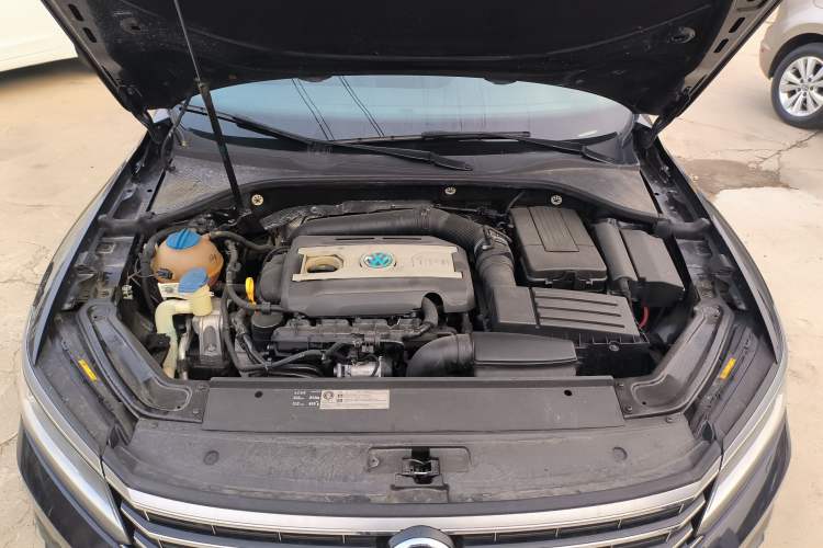 Used Volkswagen Passat 2017 1.8TSI DSG Government Procurement Version (CEA Engine) Engine Bay