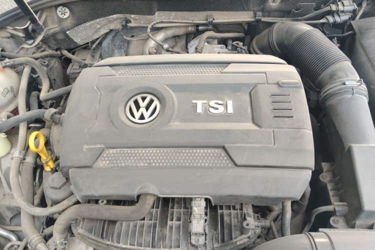 Used Volkswagen Passat 2017 330TSI DSG Prestige Edition Engine Bay