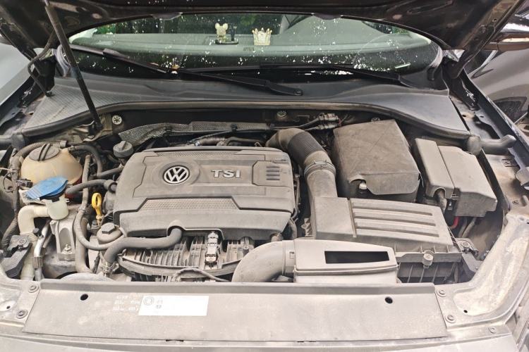 Used Volkswagen Passat 2017 330TSI DSG Luxury Edition Engine Bay